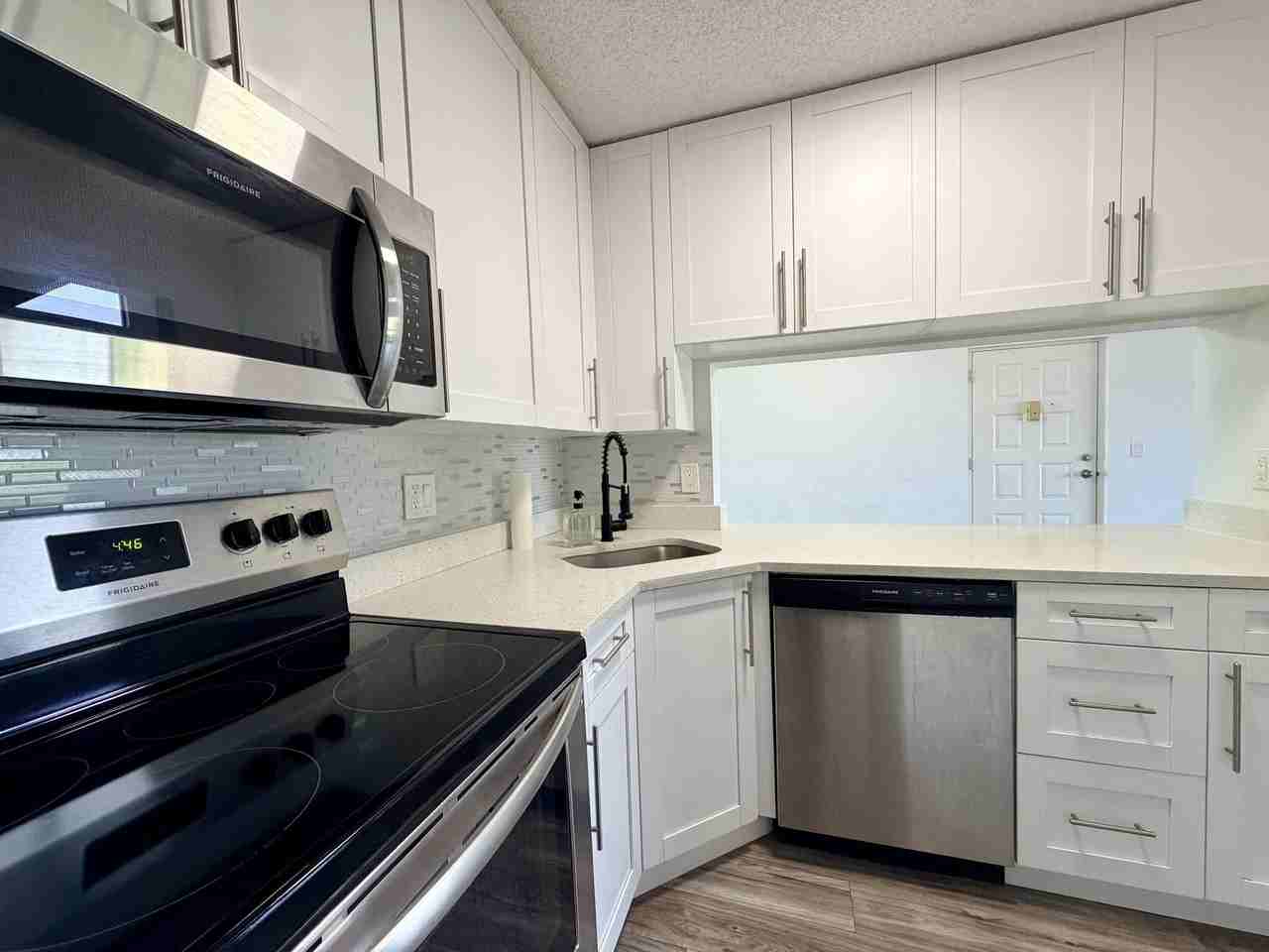 616 Sea Pine Way #C3 - Photo 2 of 15