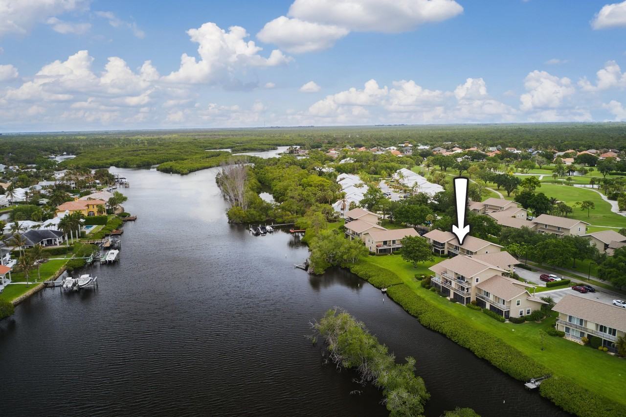 9130 Se Riverfront Ter #J
