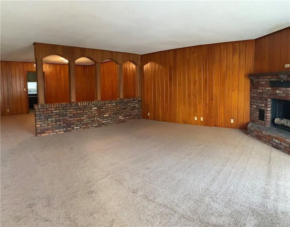 209 Nw 1st Ave - Photo 6 of 15