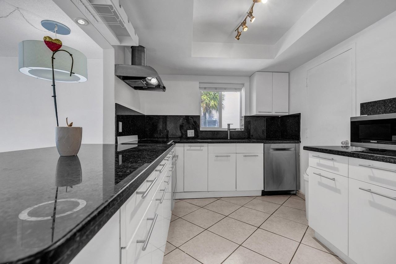 1965 S Ocean Blvd #202 - Photo 5 of 13