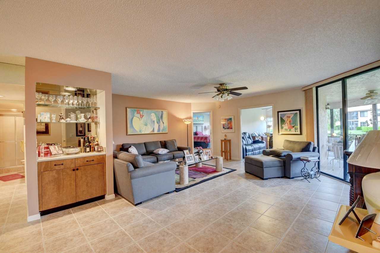 15711 Loch Maree Ln #4702