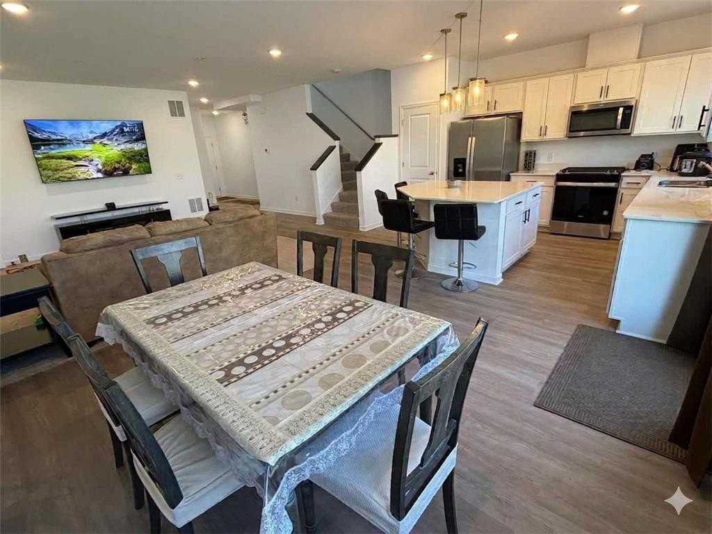 6285 Larkspur Ln - Photo 4 of 17