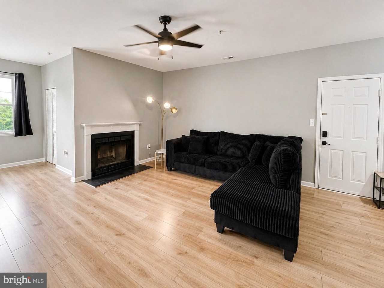 601 Forest Walk Ln #103 - Photo 3 of 20