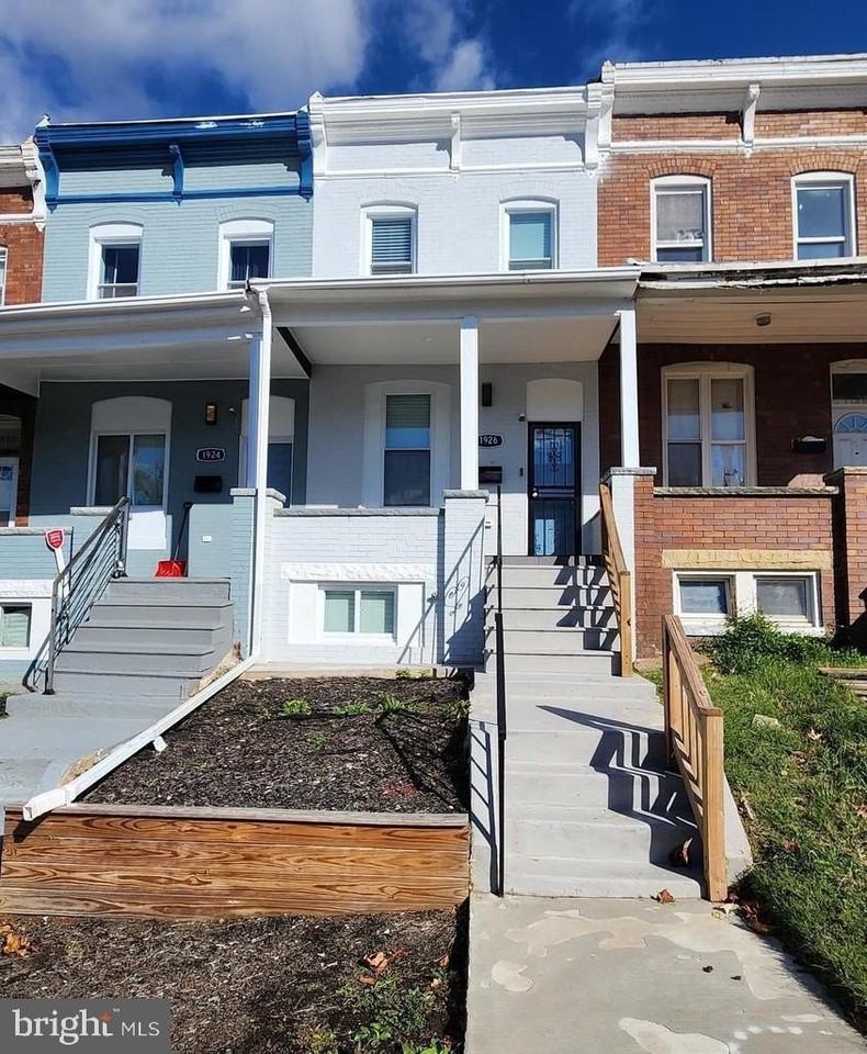 1926 E 28th St - Photo 2 of 19