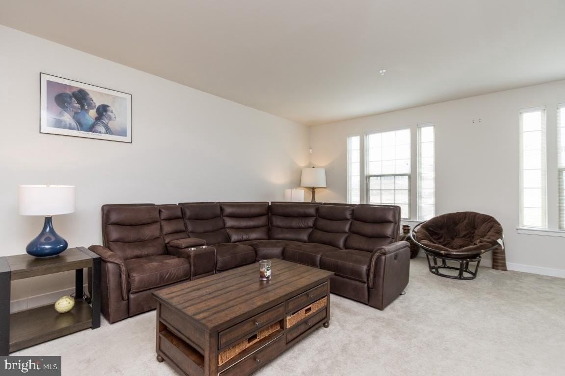 10605 Brewerton Ln - Photo 6 of 30