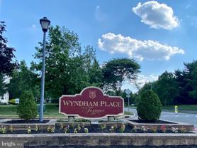 181 Wyndham Pl - Photo 1 of 1