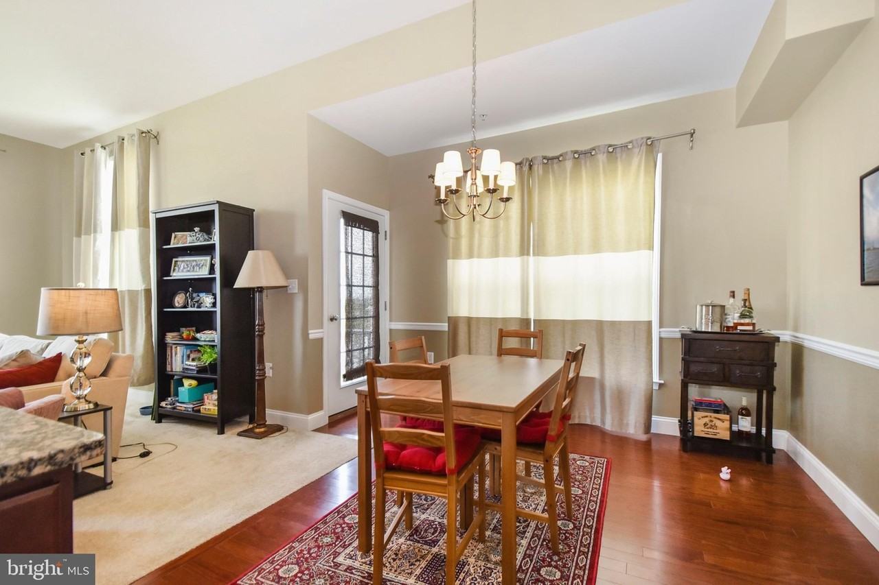 709 Stag Ct - Photo 4 of 12
