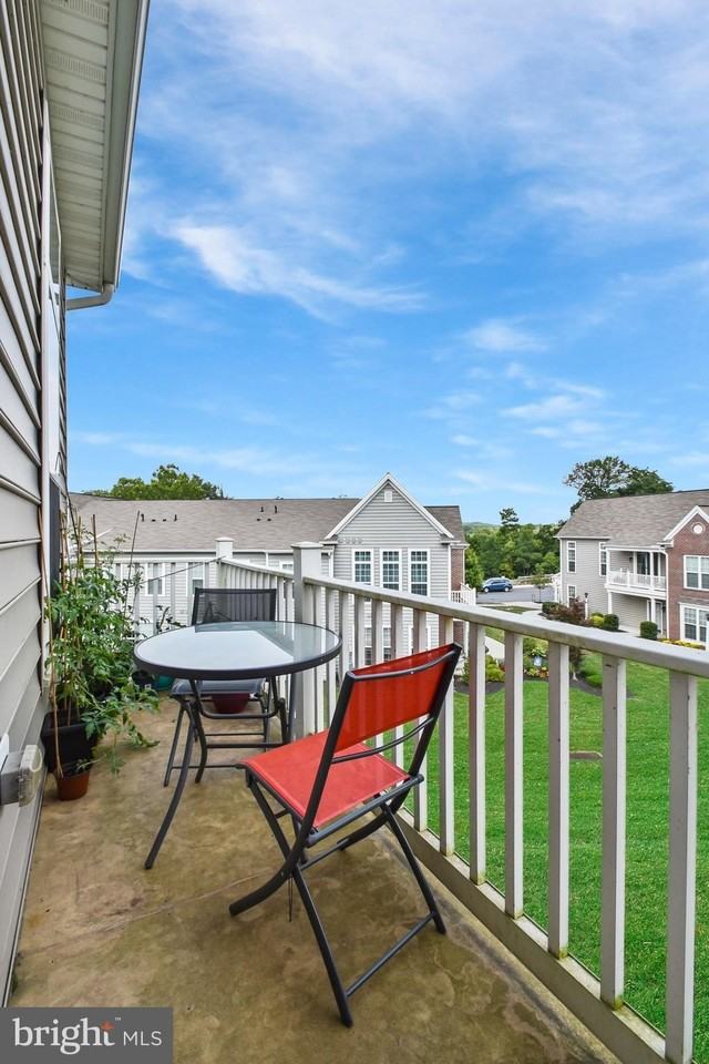 709 Stag Ct - Photo 5 of 12