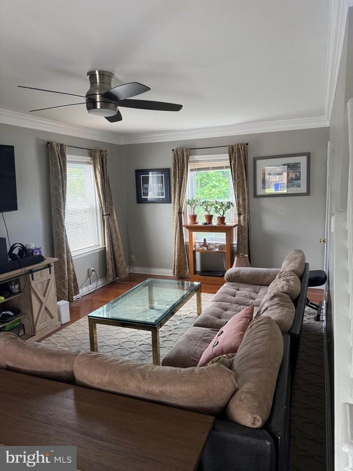 1412 Cherry Ln - Photo 7 of 28