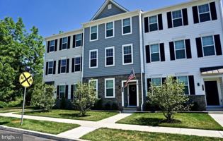 featured image of 6 Stockton Ln