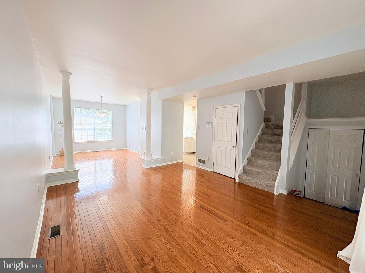 307 Thyme Ln - Photo 3 of 35