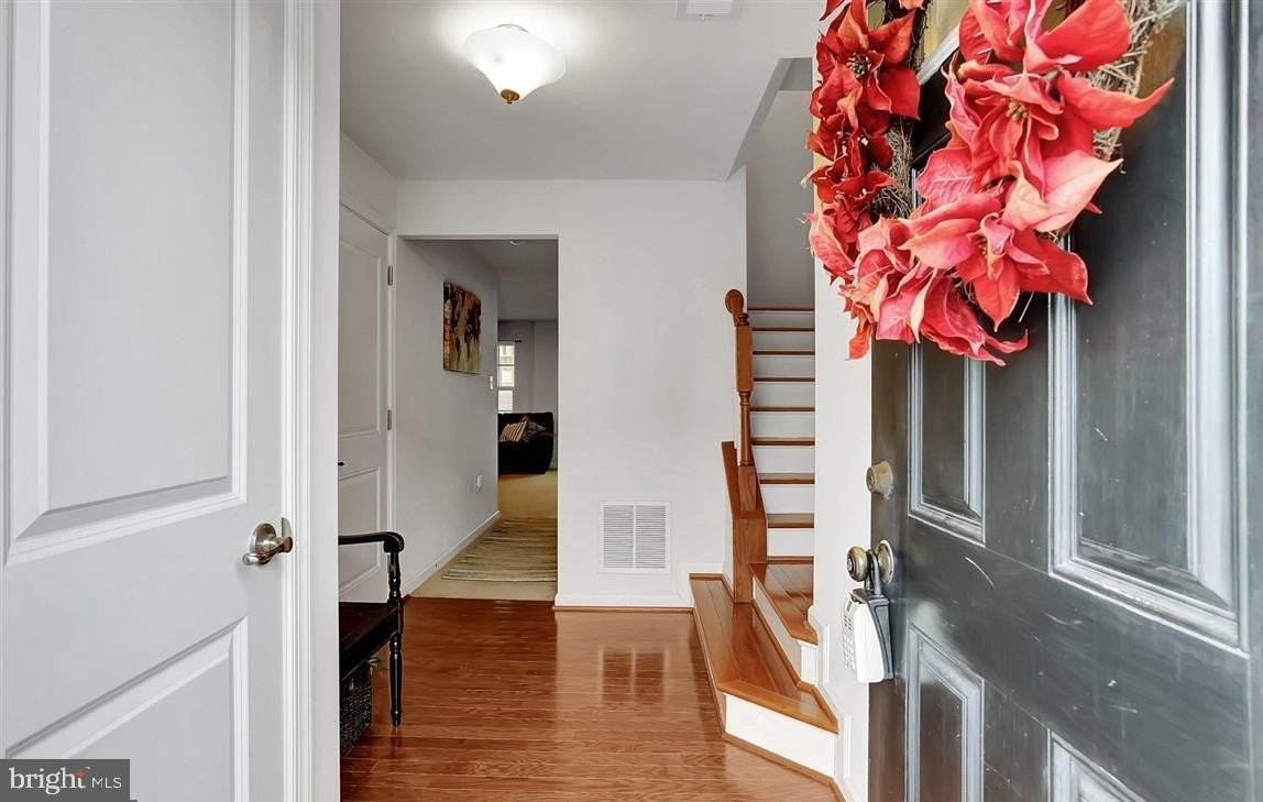 114 Chamomile Ct - Photo 2 of 16