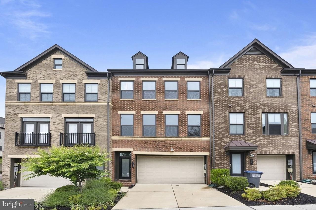 3156 Goldenwave Ct