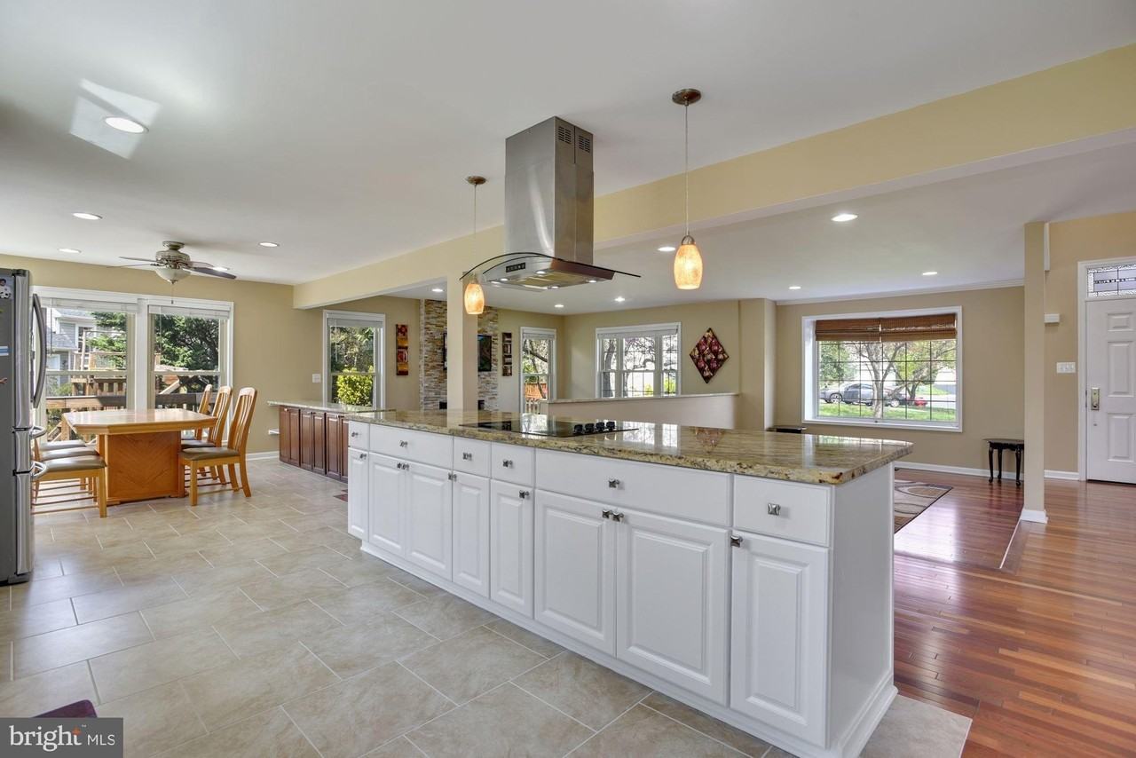 13160 Ruby Lace Ct - Photo 5 of 35