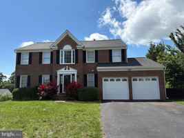 featured image of 18 Neville Ct