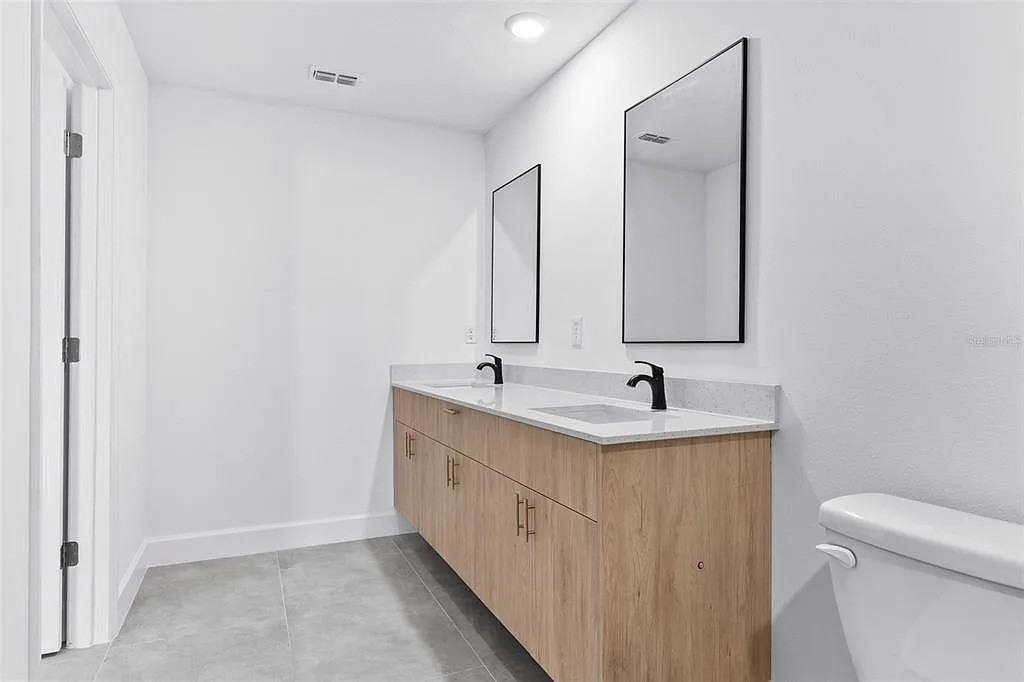 1659 Javier St Se #1 - Photo 5 of 13