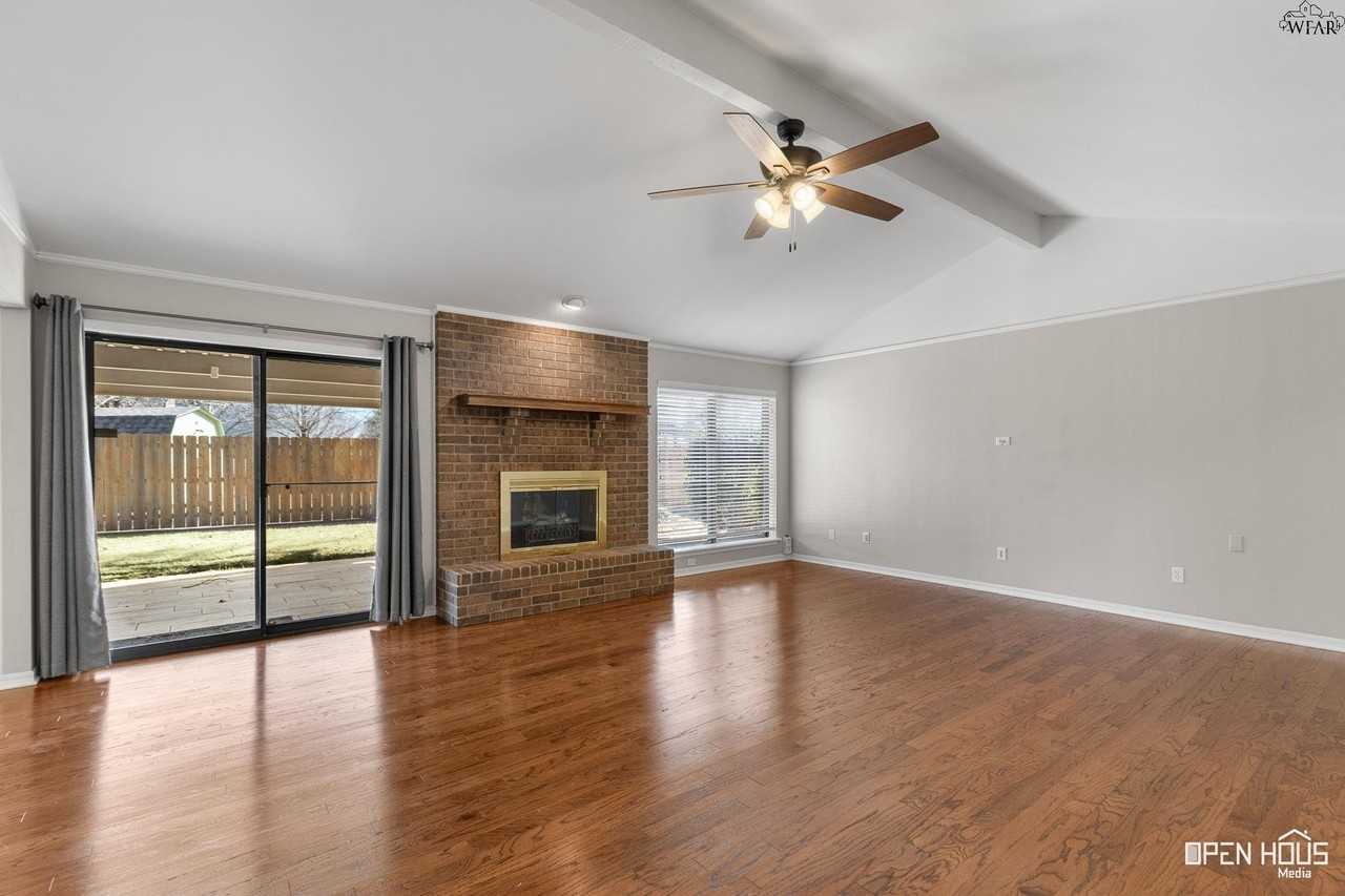 4503 York St - Photo 5 of 30
