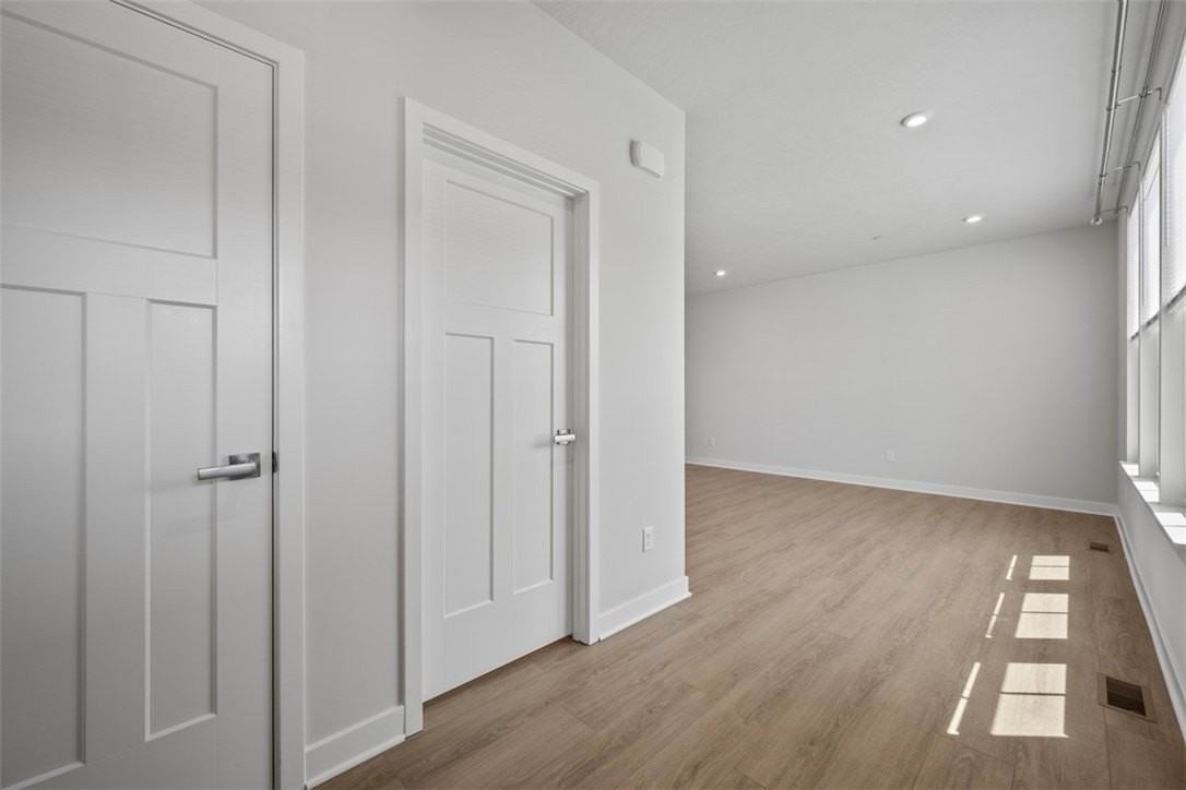 505 Blackrock Blvd - Photo 2 of 23