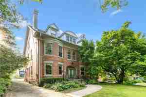 featured image of 1084 Shady Ave