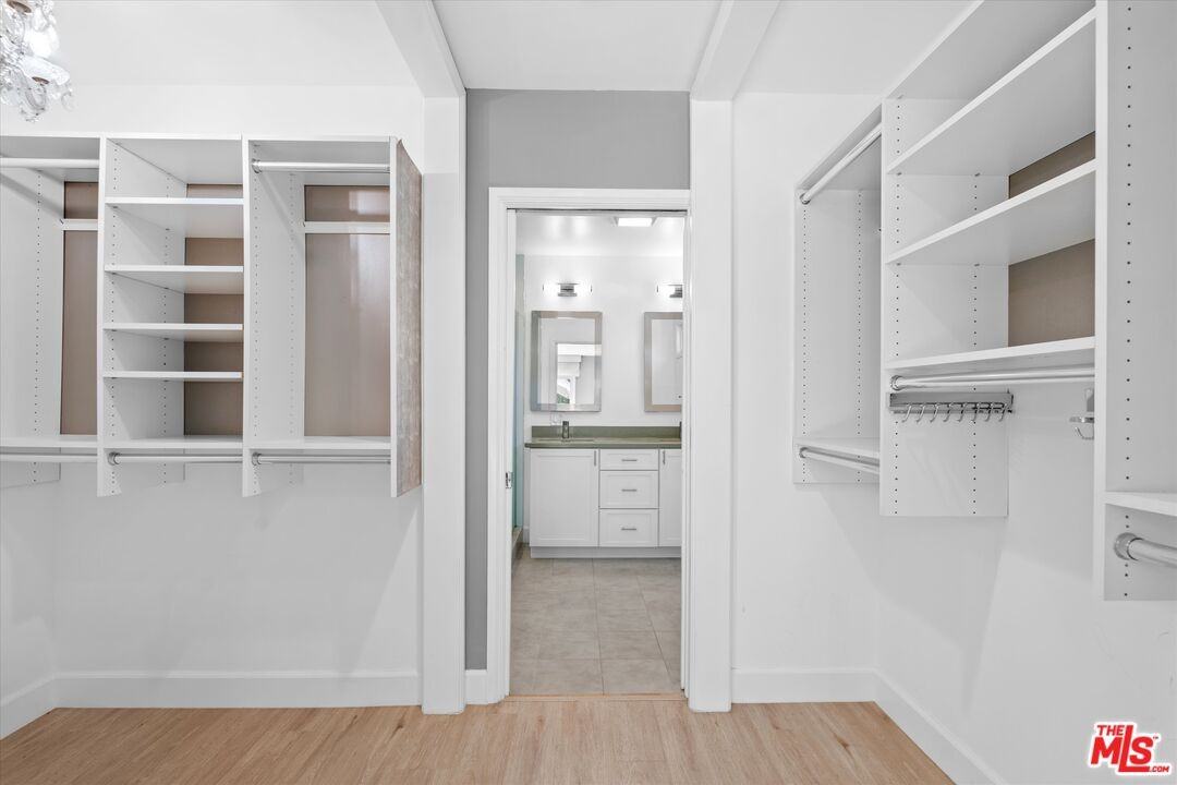 2809 S Canfield Ave - Photo 5 of 8
