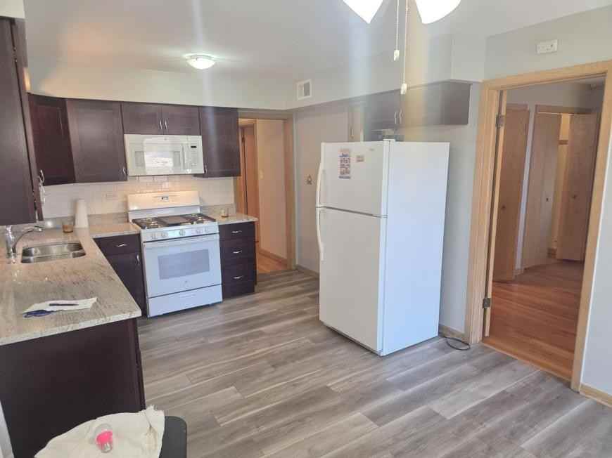 5850 N Mulligan Ave - Photo 4 of 10