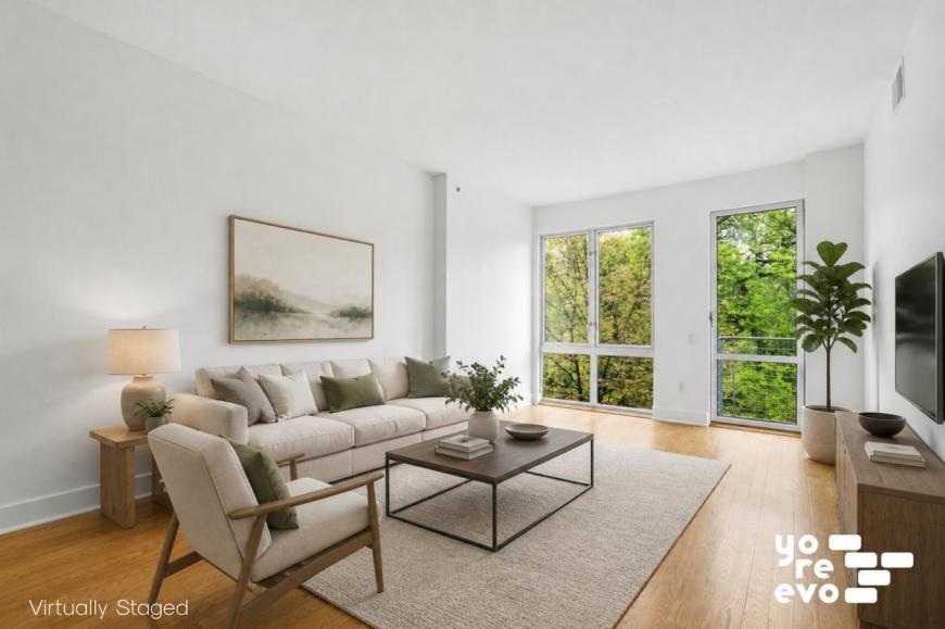 415 Leonard St - Photo 3 of 10