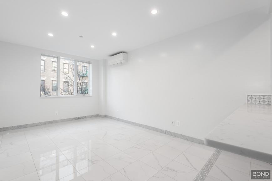 55 Stagg St - Photo 4 of 10