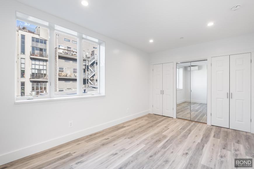 55 Stagg St - Photo 7 of 10