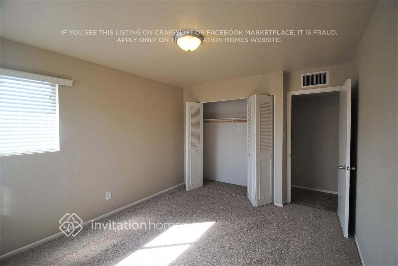 5625 W Pierson St - Photo 7 of 13