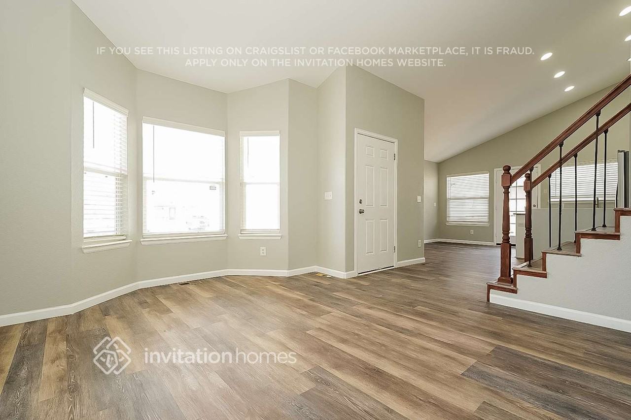4780 Blackhawk Way - Photo 4 of 17