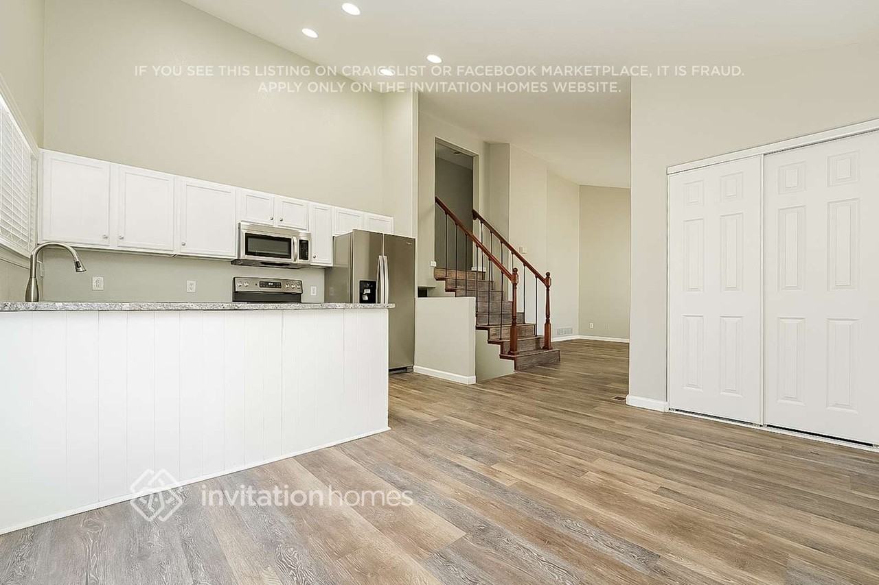 4780 Blackhawk Way - Photo 6 of 17