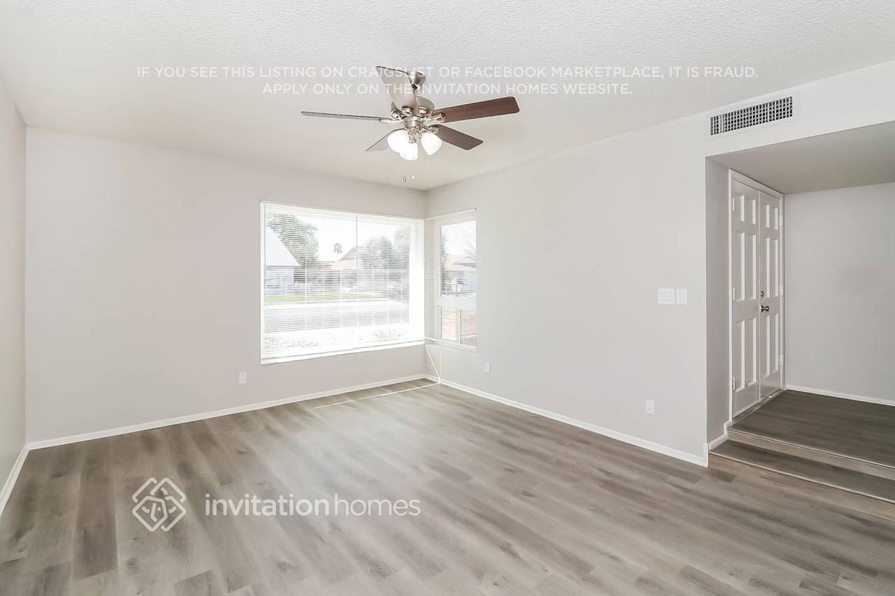 6142 W Sunnyside Dr - Photo 3 of 19