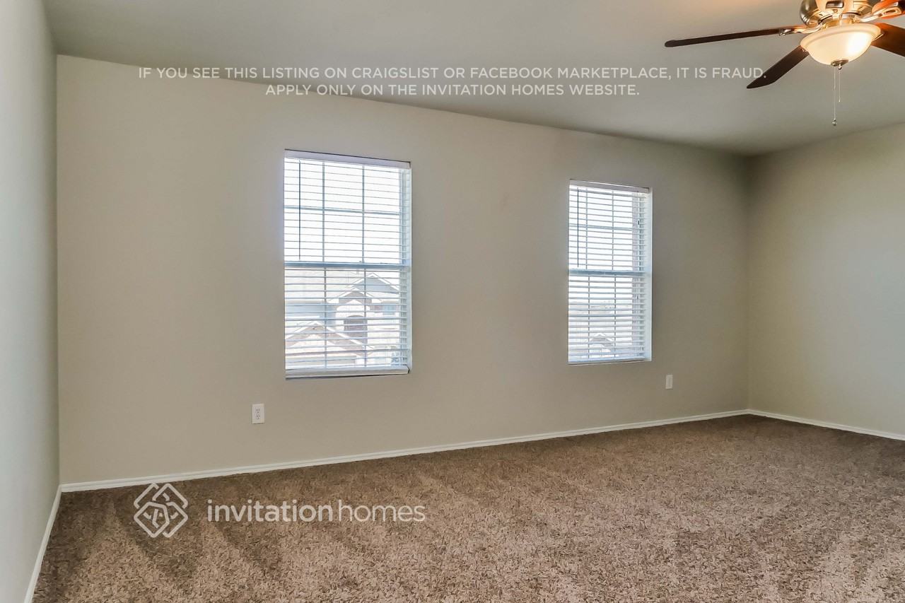 1404 Whitewater Dr - Photo 6 of 16