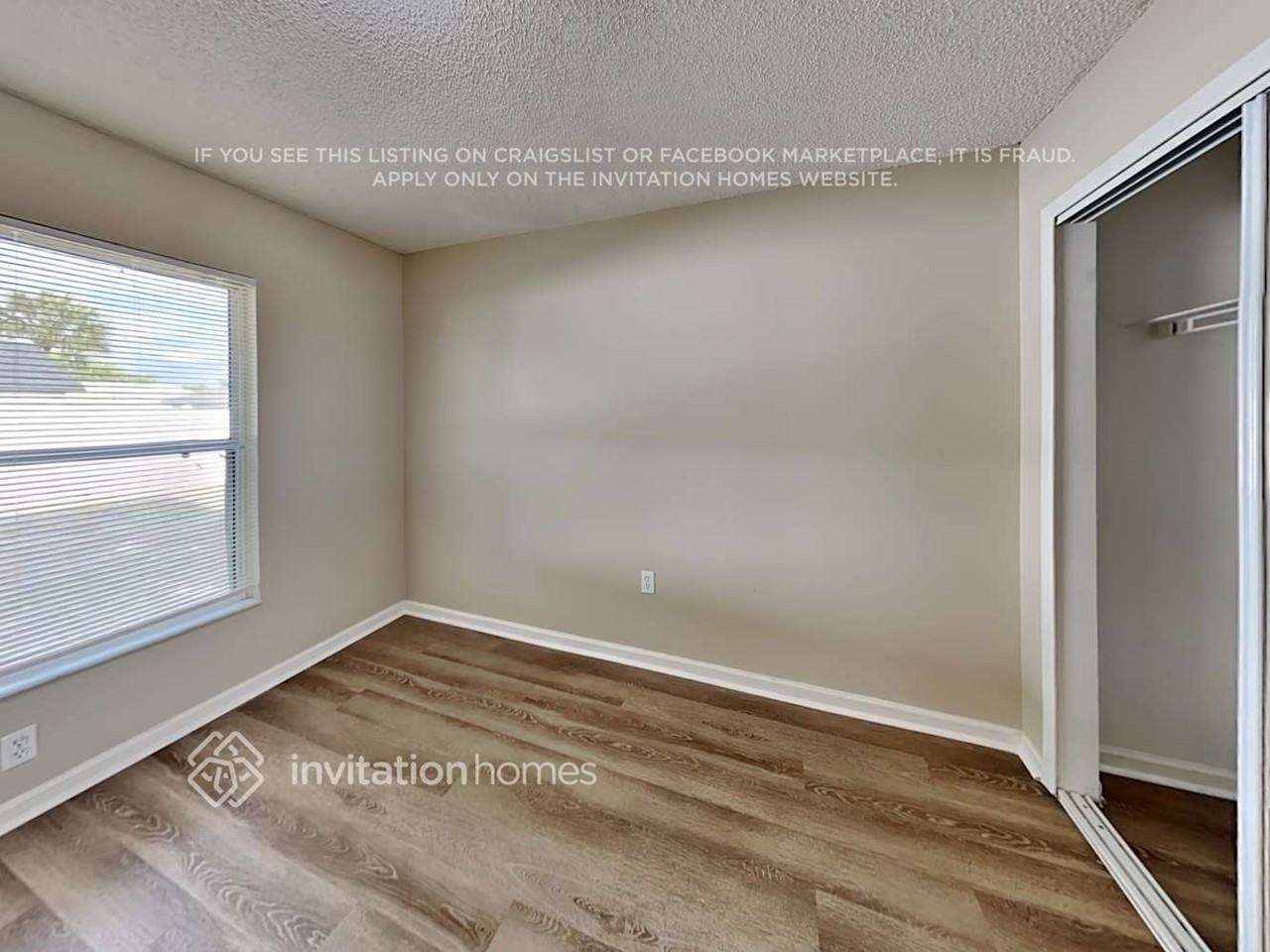 15945 Greater Groves Blvd - Photo 4 of 8
