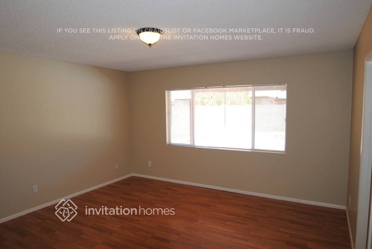 5216 W Laurie Ln - Photo 5 of 12