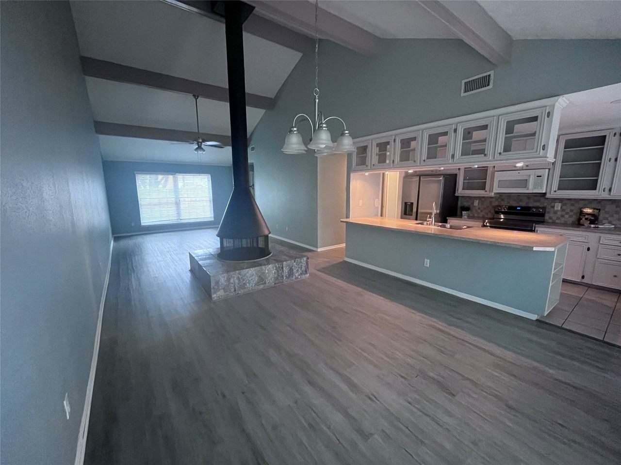 10909 Glenwolde Dr - Photo 3 of 14