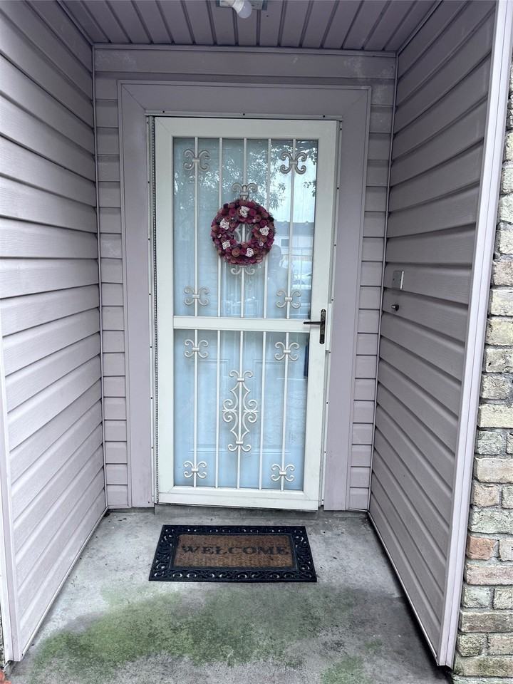 10909 Glenwolde Dr - Photo 5 of 14