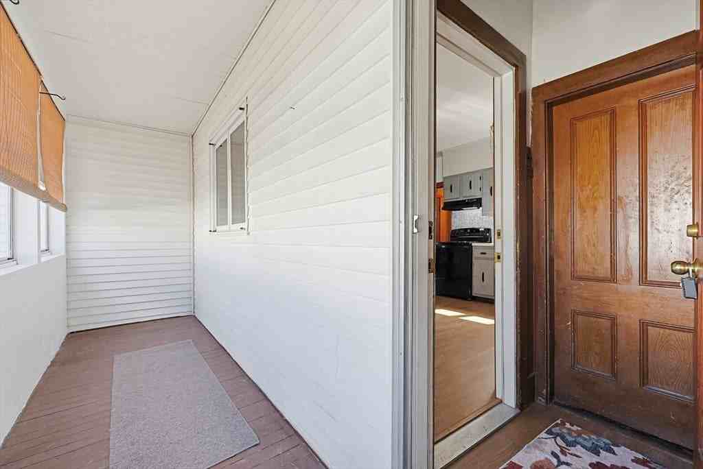 41 Washington St - Photo 4 of 24