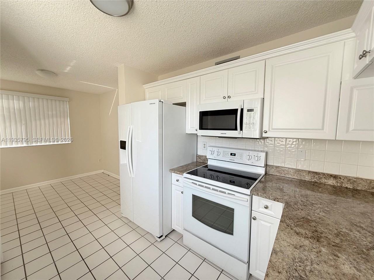 10426 E Clairmont Cir ##212 - Photo 5 of 35