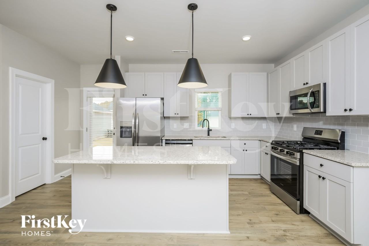 744 Lightrail Dr - Photo 7 of 19