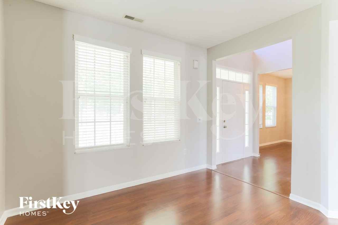 4081 Peregrine Pass Dr - Photo 5 of 19