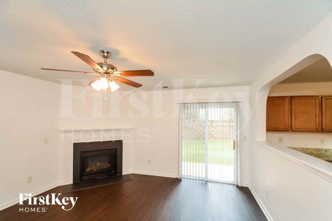157 Brookhaven Dr - Photo 2 of 15