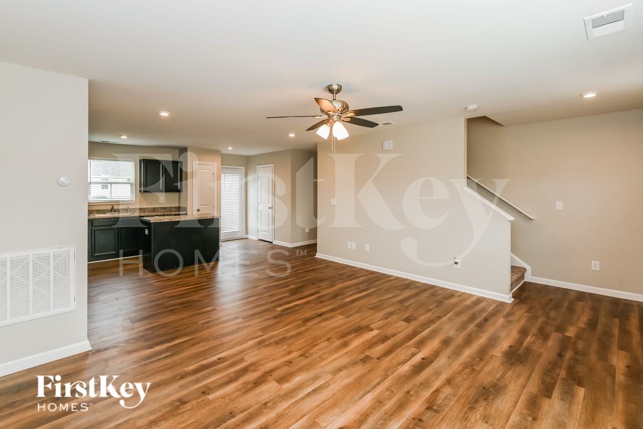 7415 Irwin Rd - Photo 5 of 15