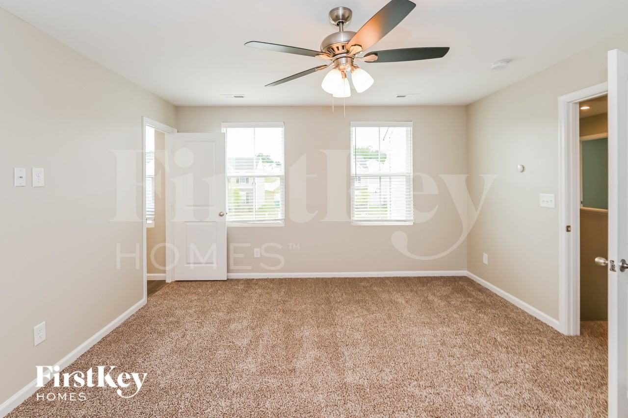 7415 Irwin Rd - Photo 7 of 15