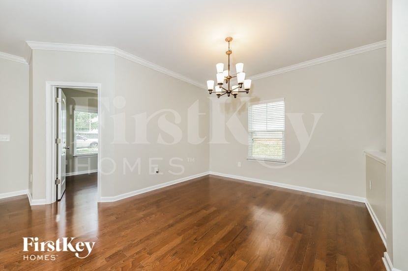 1205 Quail Heights Dr - Photo 4 of 15