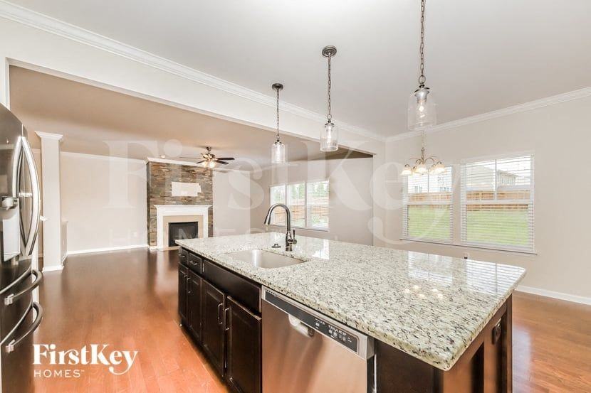 1205 Quail Heights Dr - Photo 6 of 15