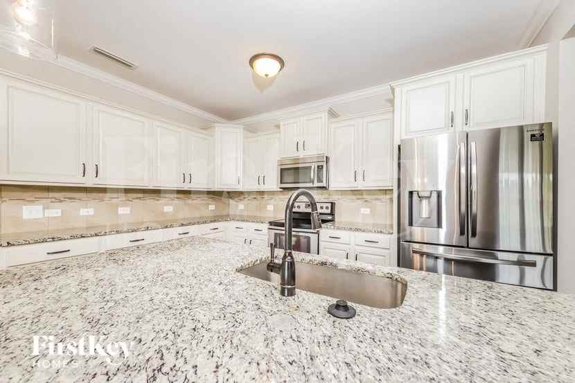 1205 Quail Heights Dr - Photo 7 of 15