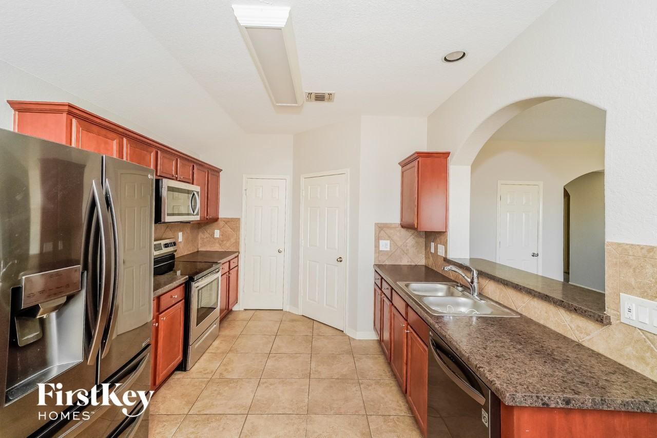 339 Primrose Way - Photo 6 of 15