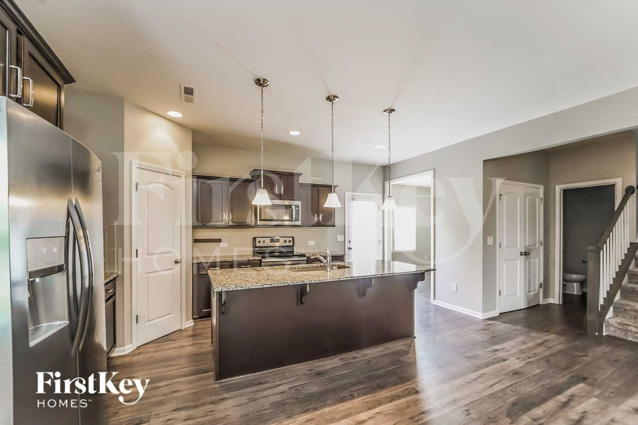 4011 Huntley Glen Dr - Photo 7 of 16