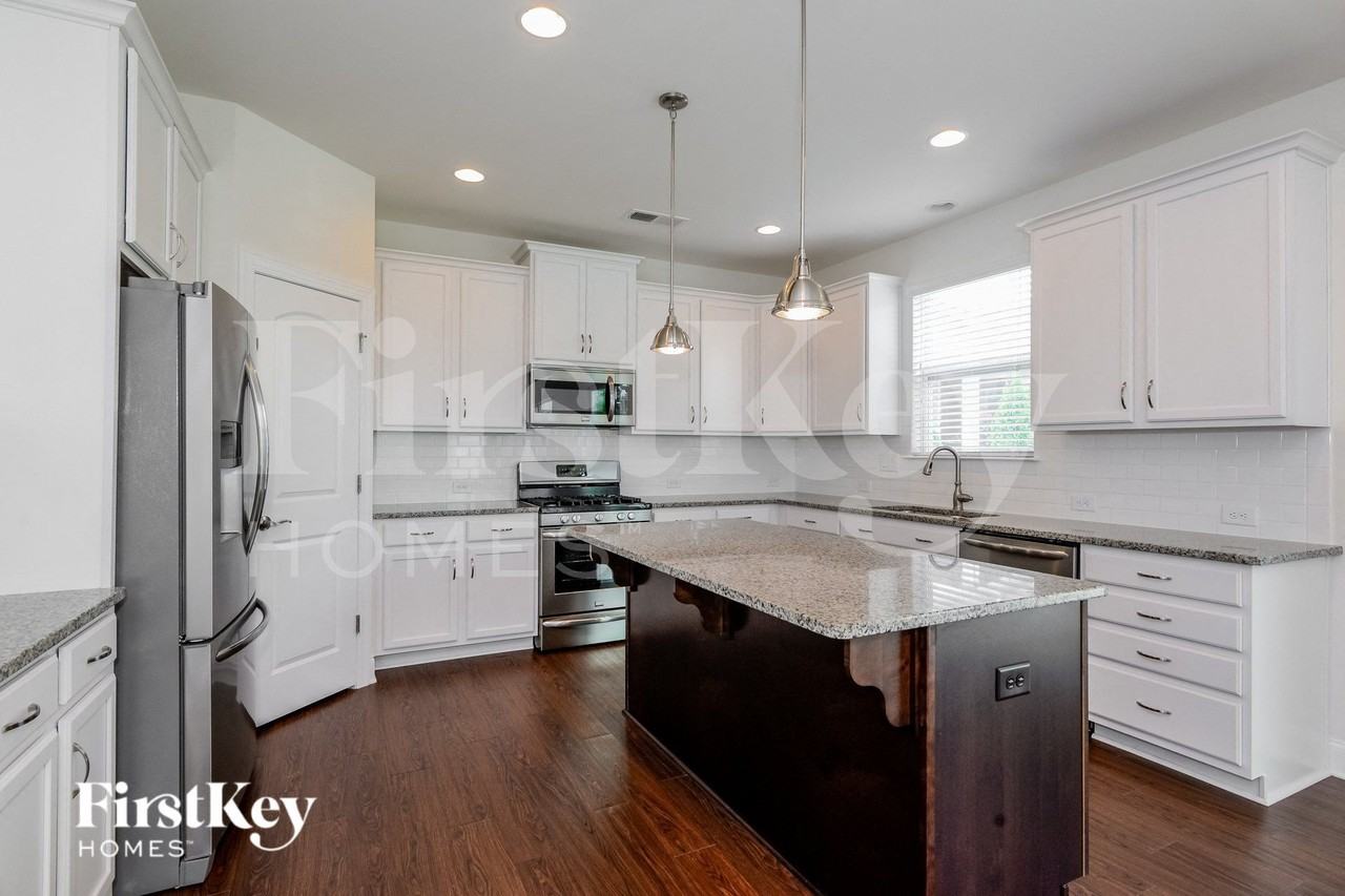 700 Ardent Trl - Photo 5 of 15